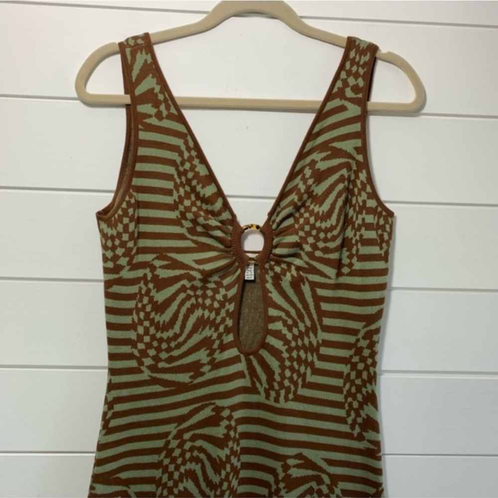 Another Girl Geometric Midi Dress. Size 8/L - Picture 2 of 11